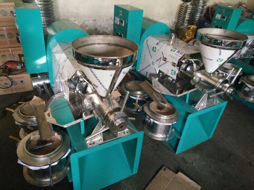 �����С��ե�͙C